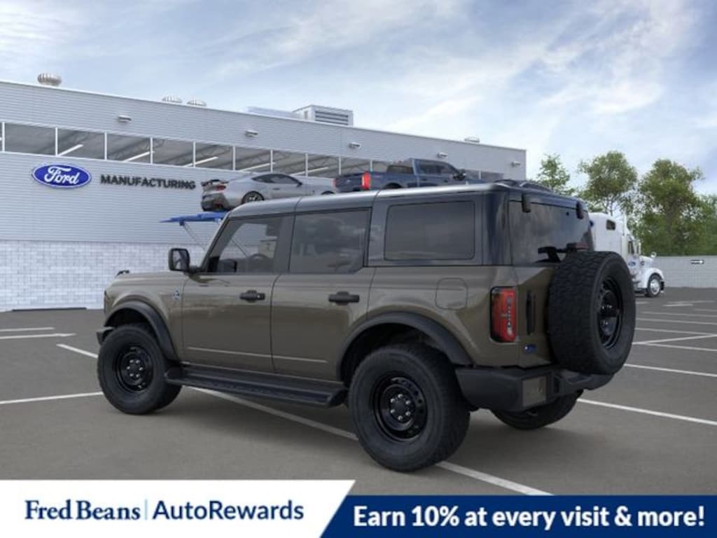 New 2026 Ford Bronco Outer Banks SUV