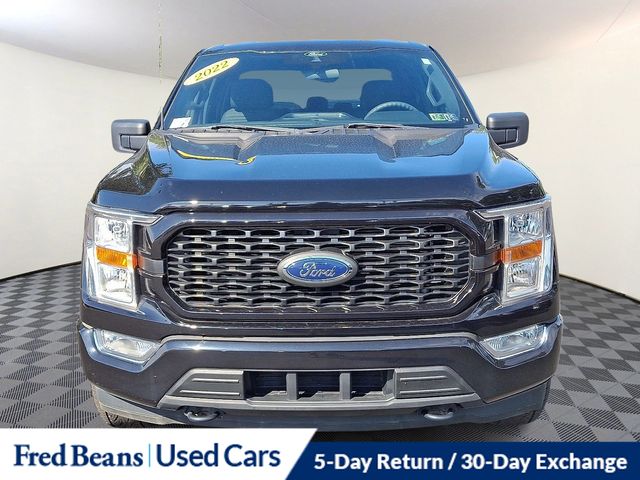 2022 Ford F-150 XL photo 2