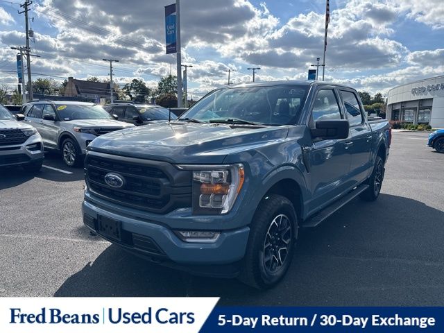 2023 Ford F-150 XLT photo 2