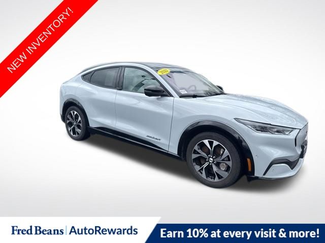 2022 Ford Mustang Mach-E Premium AWD