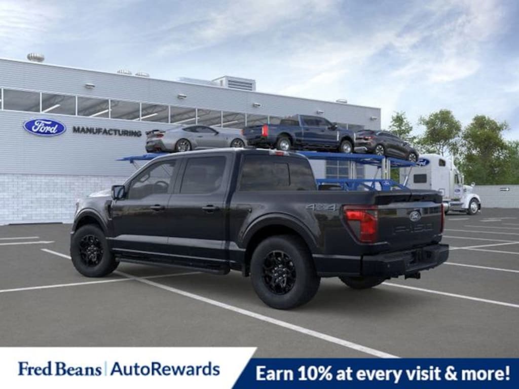 New 2025 Ford F-150 XLT Truck SuperCrew Cab