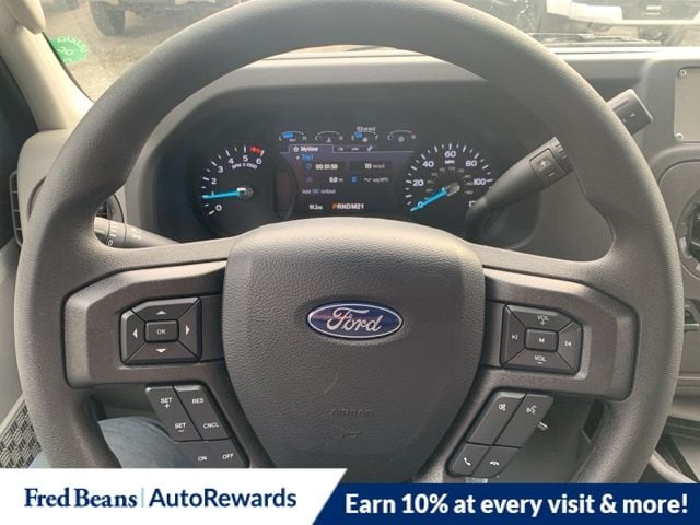 2026 Ford E-Series Cutaway Base's photo