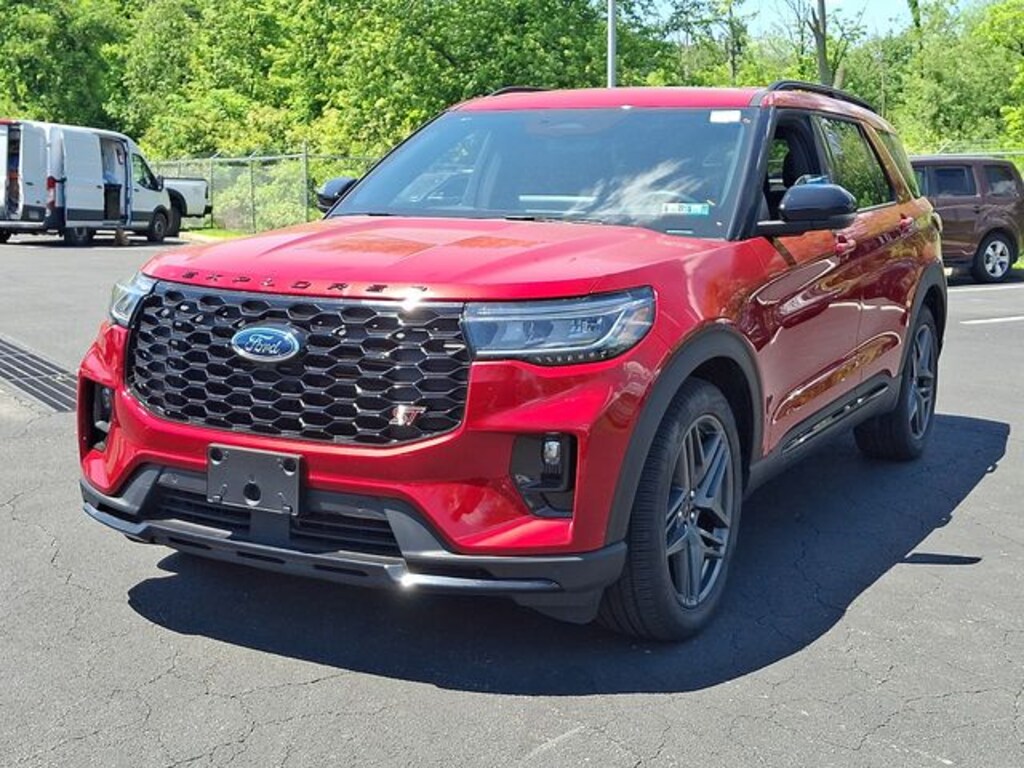 Used 2025 Ford Explorer ST SUV