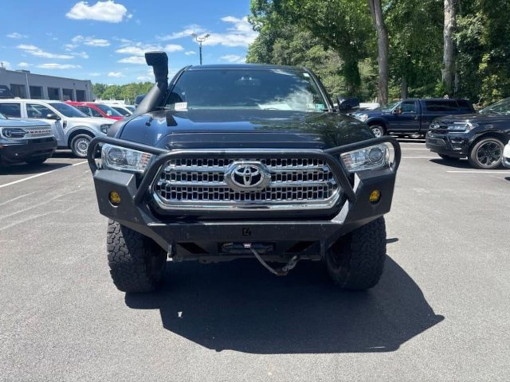 Used 2017 Toyota Tacoma TRD Off-Road Truck Double Cab