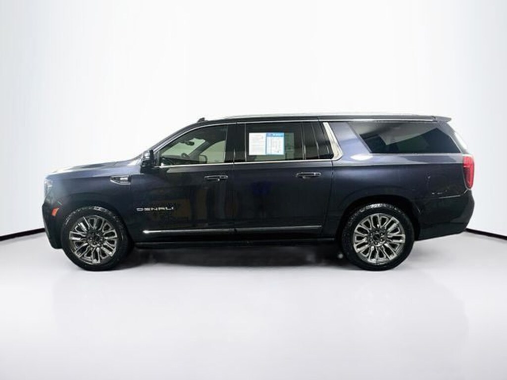 Used 2023 GMC Yukon XL Denali Ultimate SUV