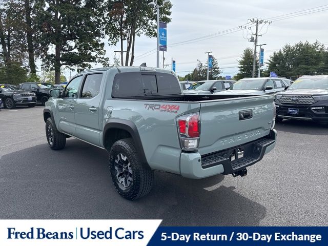 2022 Toyota Tacoma TRD Off-Road photo 3