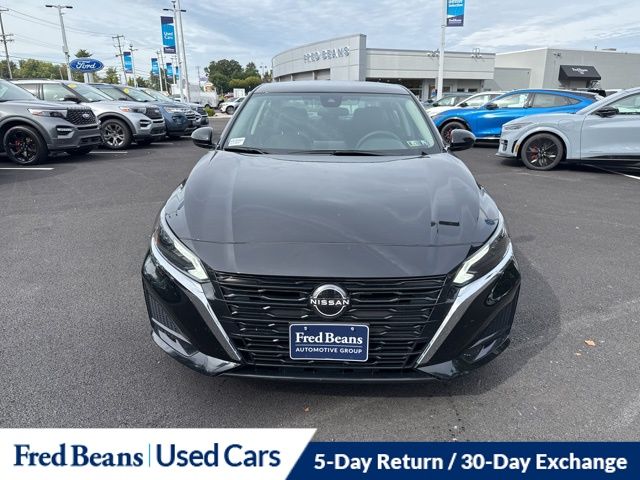 2023 Nissan Altima 2.5 SV photo 2