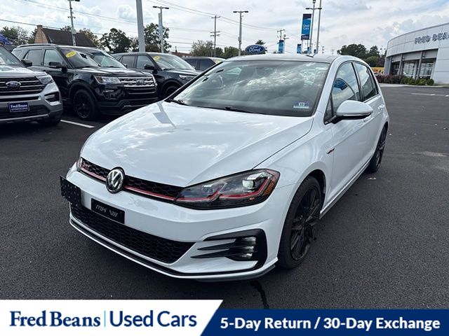 2019 Volkswagen Golf GTI photo 3