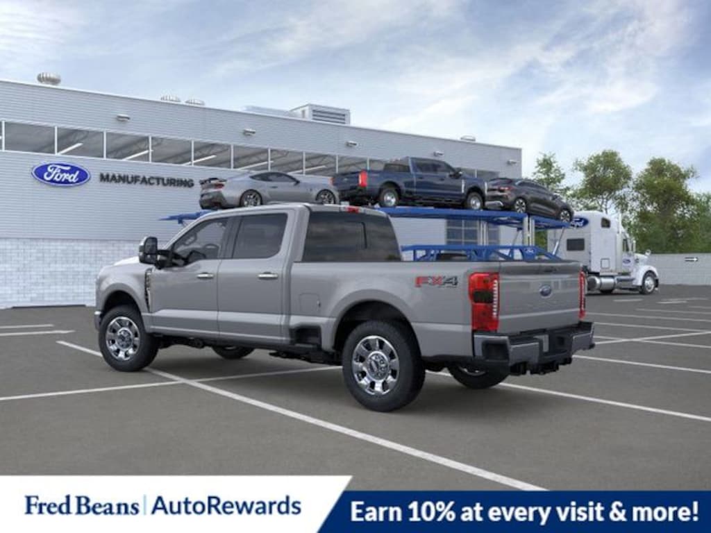 New 2026 Ford F-250SD Lariat Truck Crew Cab