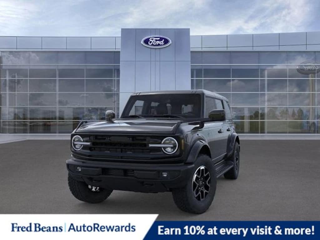 New 2025 Ford Bronco Outer Banks SUV