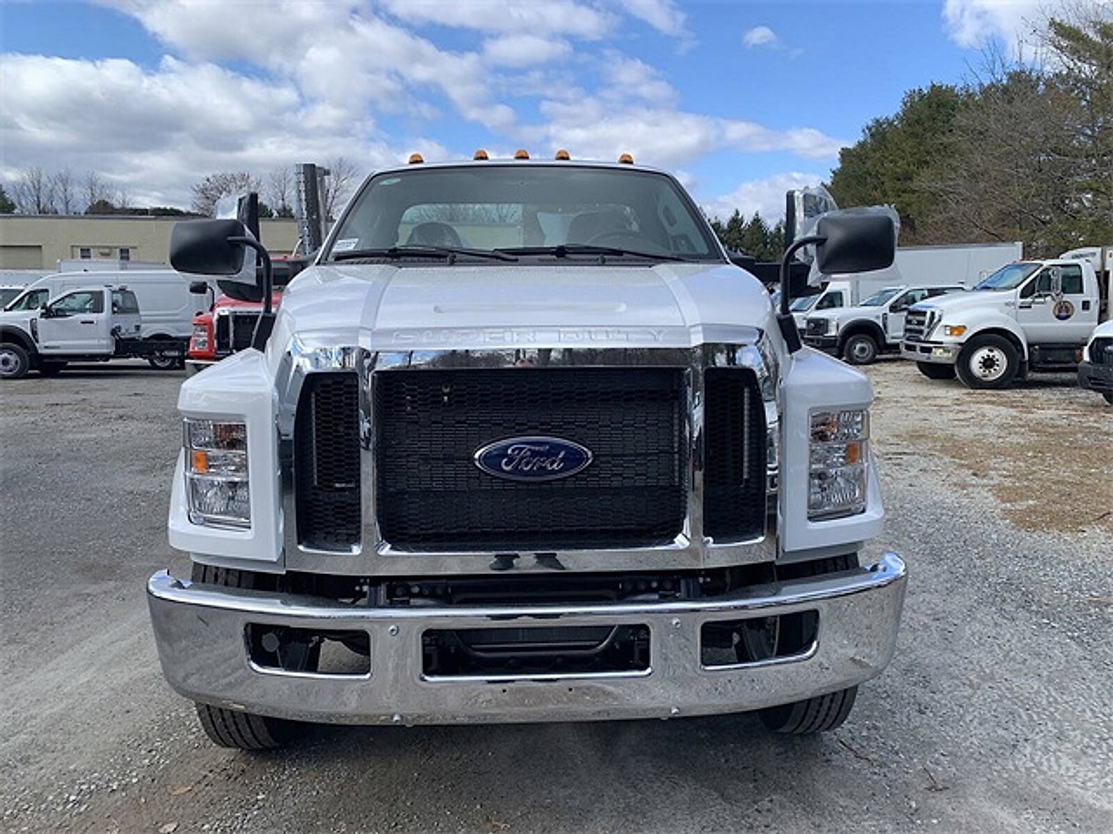 2026 Ford F-650 Base photo 2