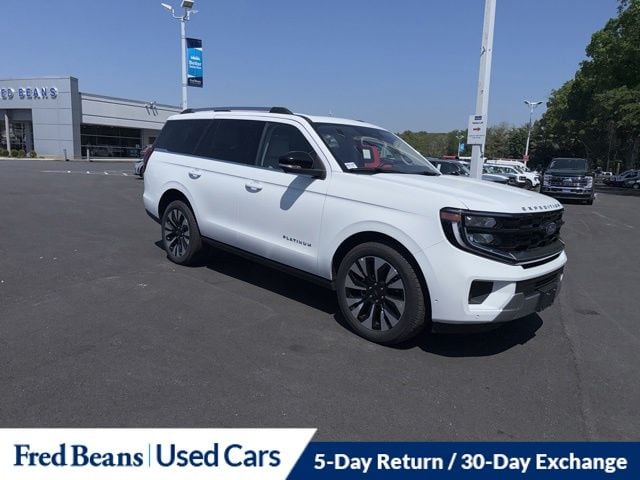 2025 Ford Expedition Platinum 4x4's photo