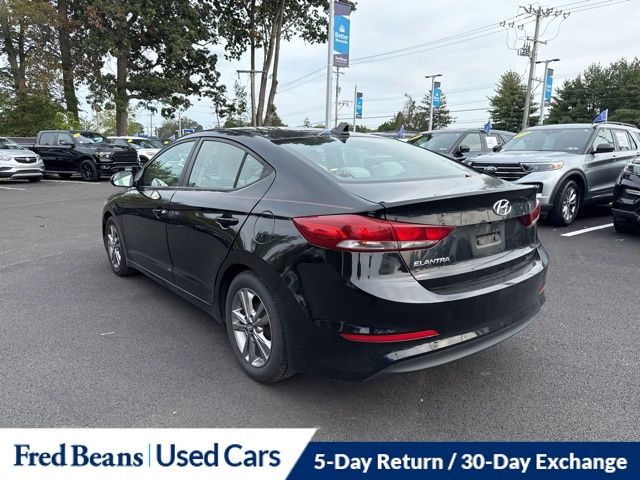 2017 Hyundai Elantra SE photo 3