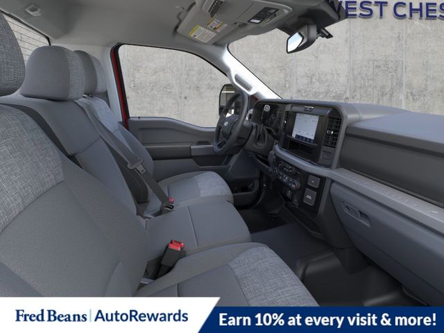 2025 Ford F-550 Super Duty Chassis Cab XLT - Photo 15