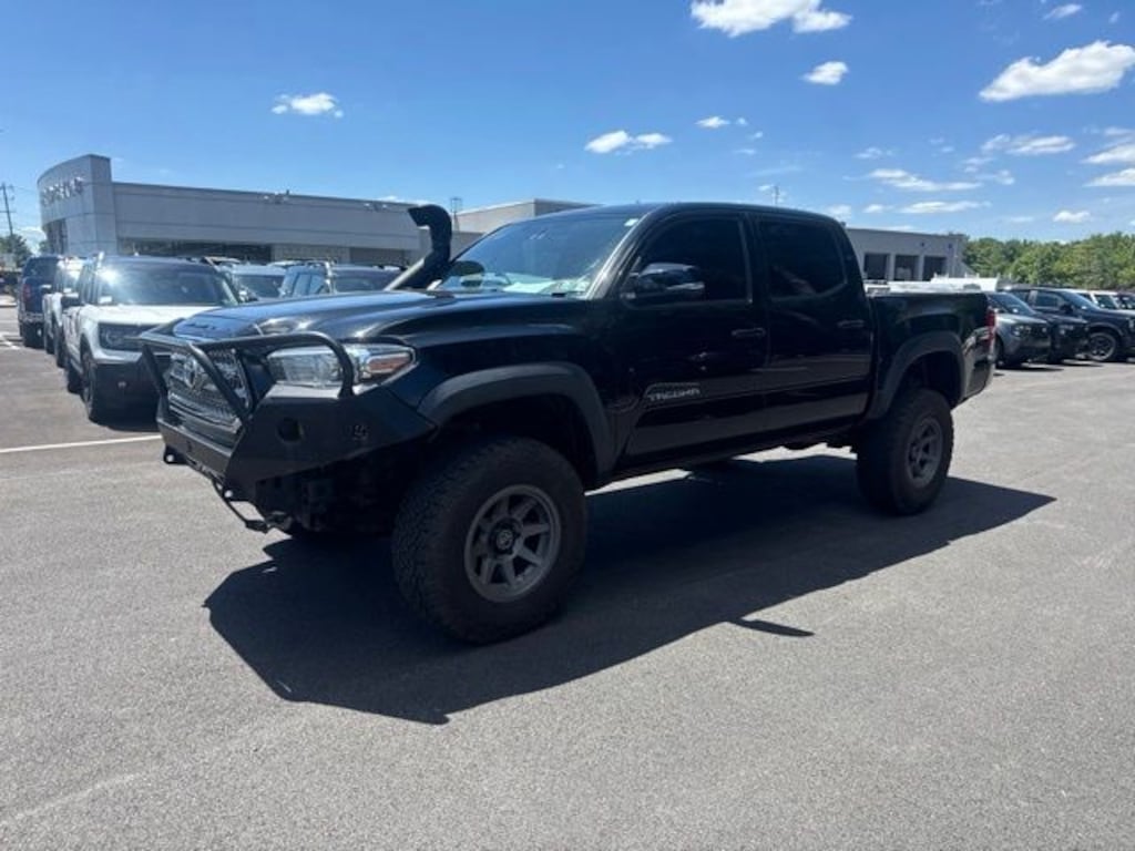 Used 2017 Toyota Tacoma TRD Off-Road Truck Double Cab