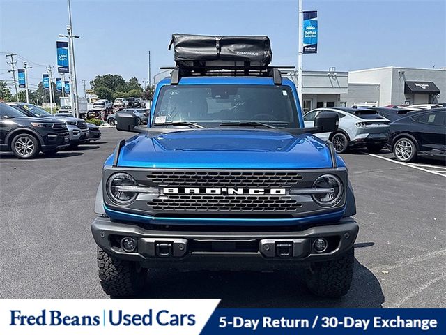 2023 Ford Bronco Badlands photo 2