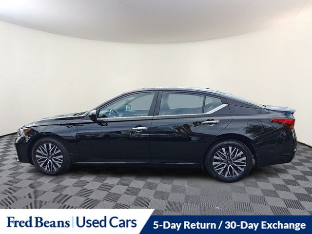 2023 Nissan Altima 2.5 SV photo 4
