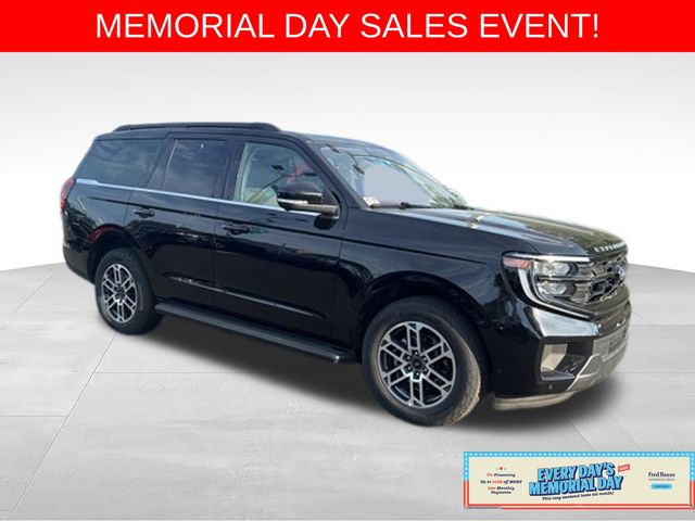 2025 Ford Expedition Active 4x4's photo