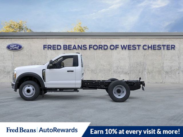 2025 Ford F-600 photo 3