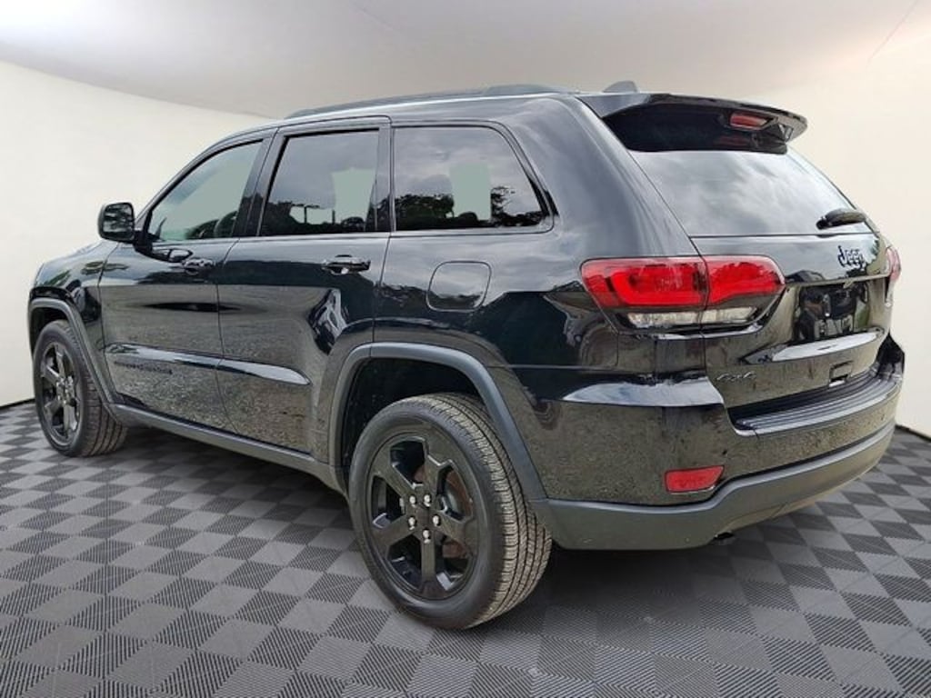 Certified 2018 Jeep Grand Cherokee Laredo SUV