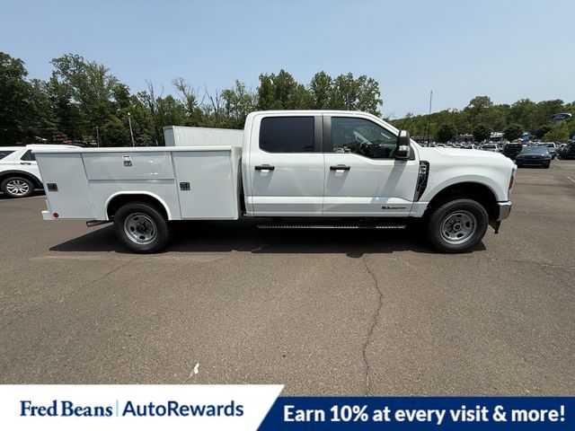 2025 Ford F-350 XL photo 4