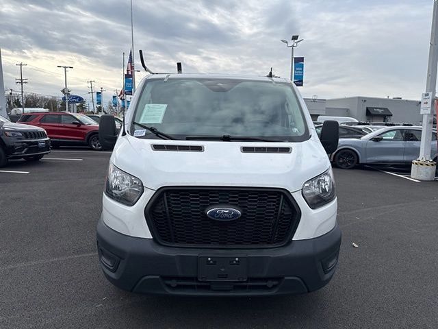 2022 Ford Transit photo 2