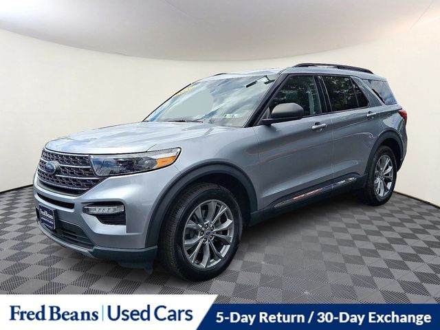 2022 Ford Explorer XLT photo 3