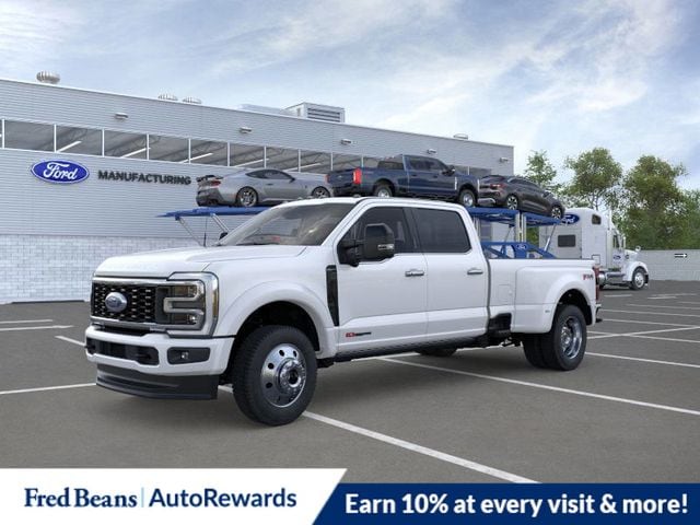 2026 Ford F-450 Super Duty Platinum's photo