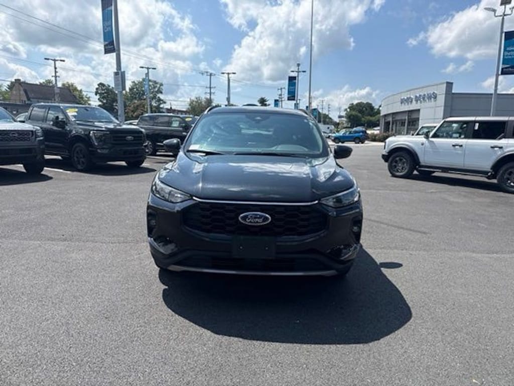 Certified 2025 Ford Escape ST-Line Select SUV