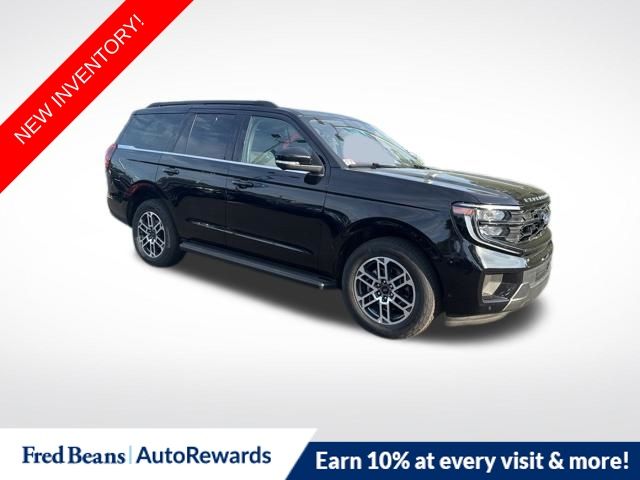 2025 Ford Expedition Active 4x4's photo
