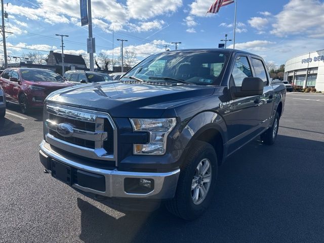 2016 Ford F-150 XLT photo 3