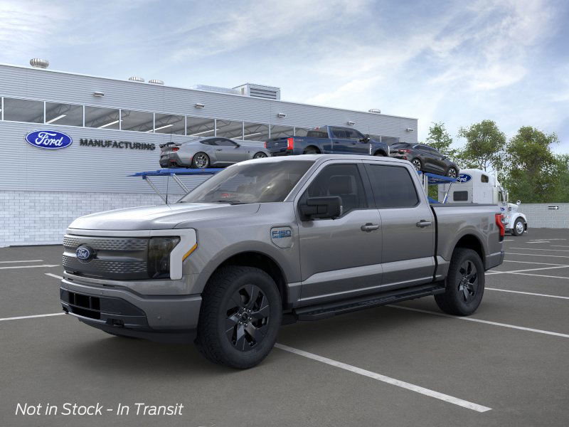 2025 Ford F-150 Lightning Flash's photo