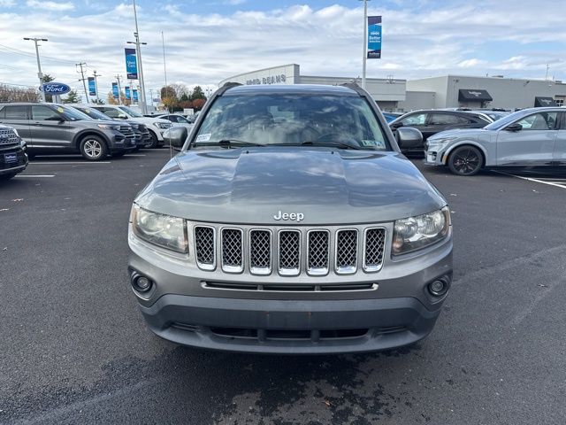 2014 Jeep Compass Latitude photo 2
