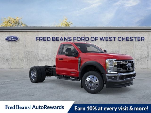 2025 Ford F-550 Super Duty Chassis Cab XLT - Photo 9