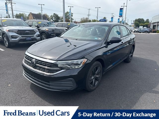 2022 Volkswagen Jetta 1.5T SE photo 2