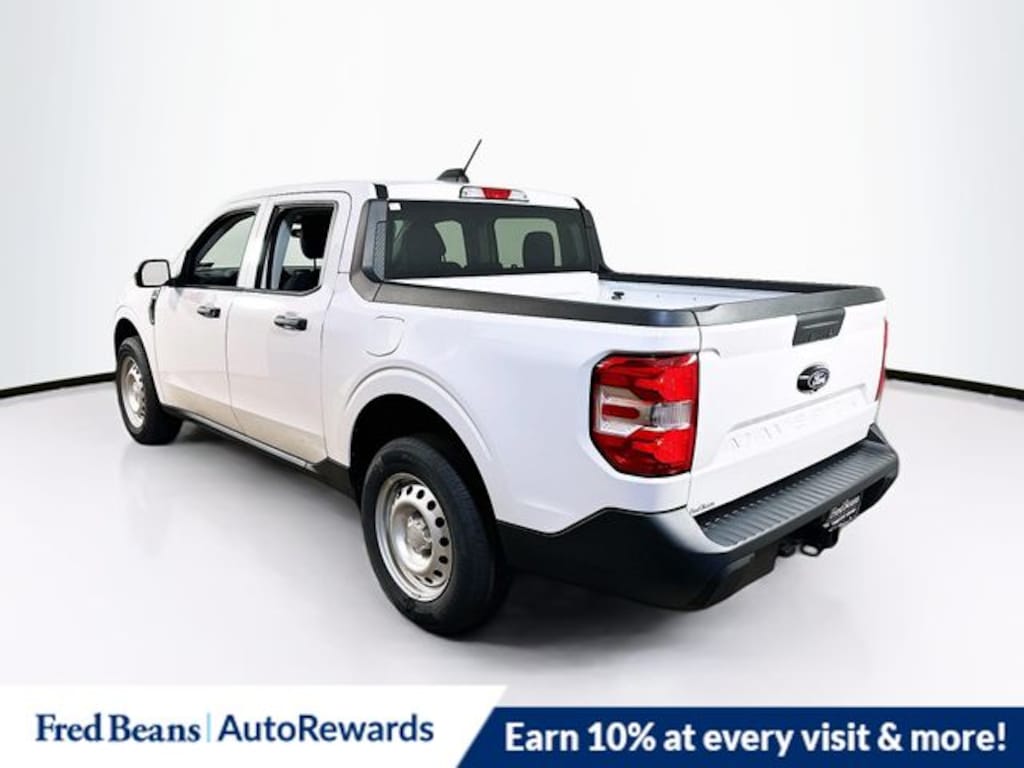 New 2025 Ford Maverick XL Truck SuperCrew