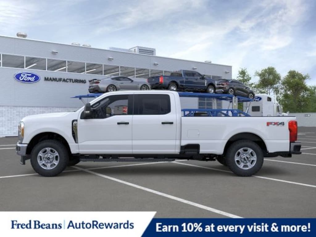 New 2026 Ford F-250SD XLT Truck Crew Cab