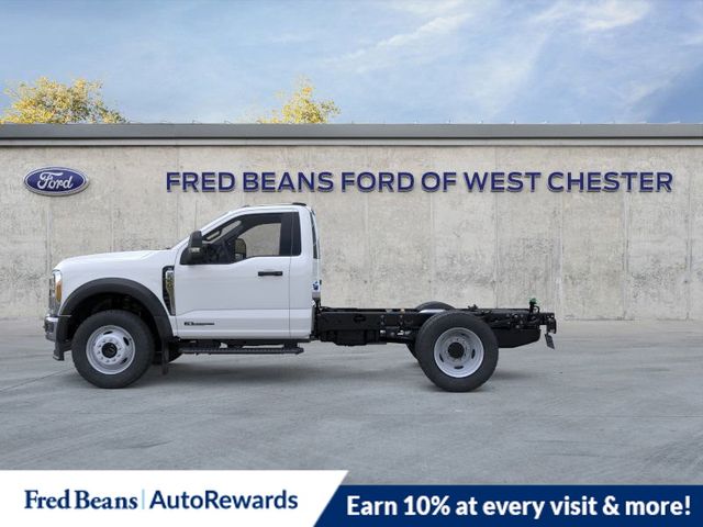 2025 Ford F-550 photo 3
