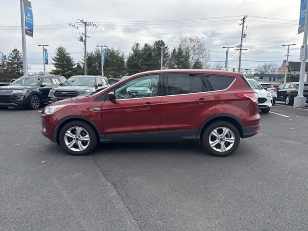 Used 2016 Ford Escape SE SUV