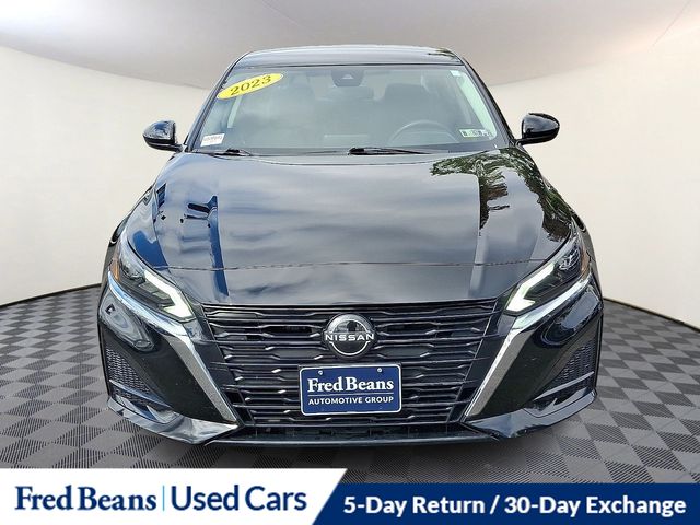 2023 Nissan Altima 2.5 SV photo 2