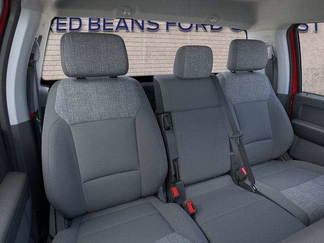 2025 Ford F-550 Super Duty Chassis Cab XLT - Photo 10
