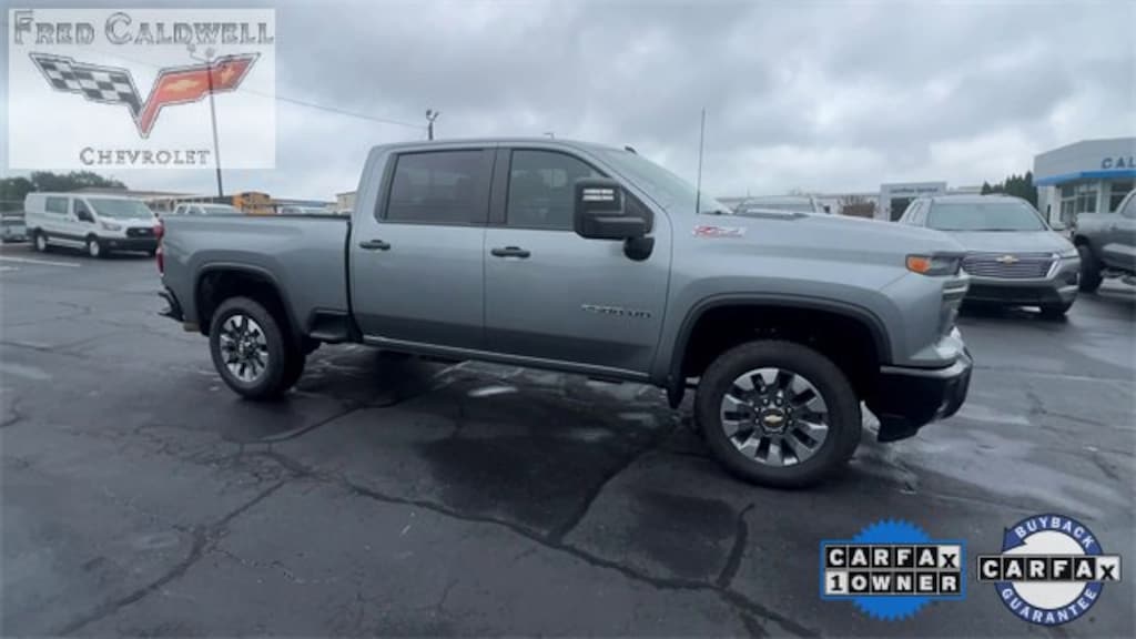 Used 2024 Chevrolet Silverado 2500 HD Custom Truck