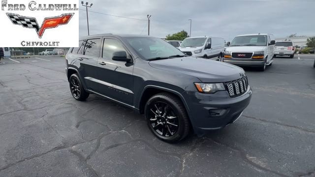 Used 2018 Jeep Grand Cherokee Altitude with VIN 1C4RJEAG4JC430949 for sale in Clover, SC