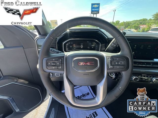 2025 GMC Sierra 1500 SLT - Photo 17