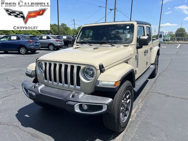 2022 Jeep Gladiator Overland's photo