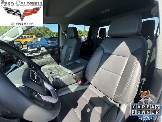 2025 GMC Sierra 1500 SLT - Photo 24