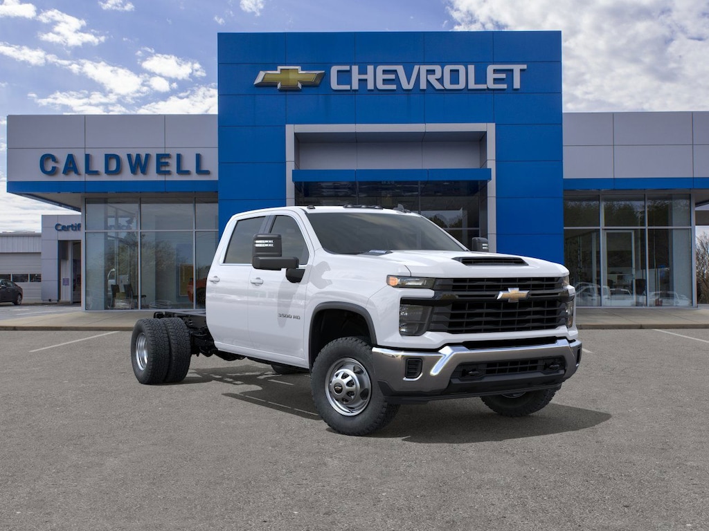 New 2025 Chevrolet Silverado 3500 HD Chassis Cab Work Truck Truck