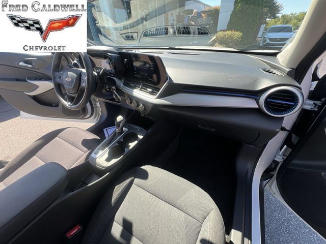 2026 Chevrolet Trax LS - Photo 33