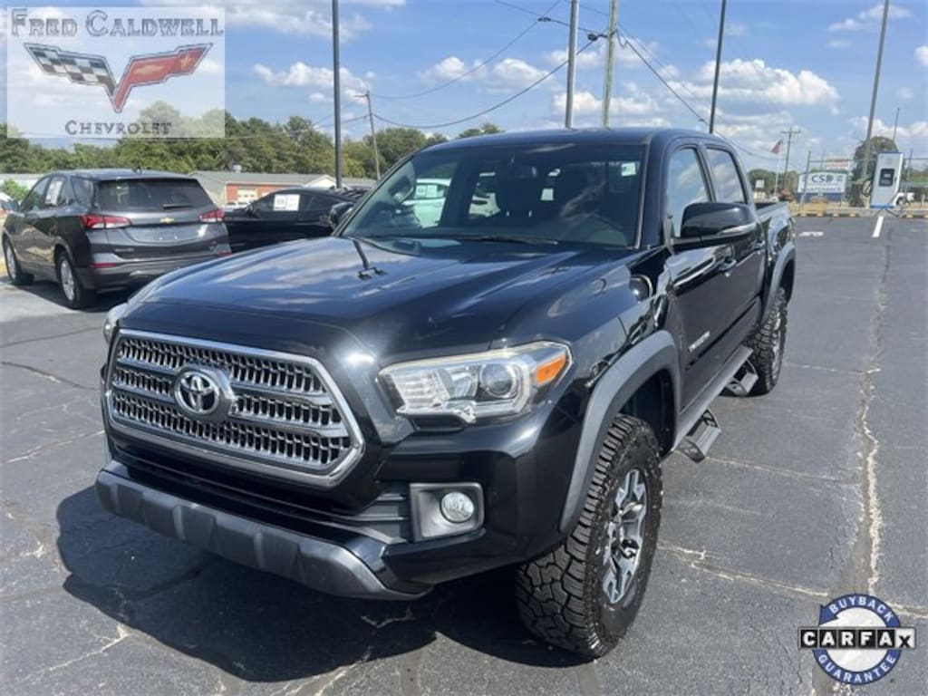 Used 2017 Toyota Tacoma TRD Off Road Truck