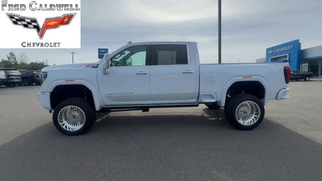 2026 GMC Sierra 2500HD Denali - Photo 5